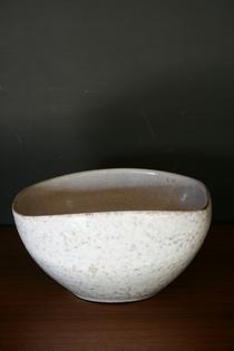 Ceramic rectangular white bowl