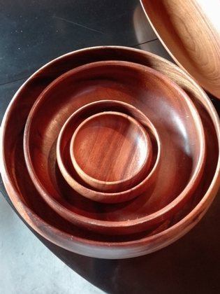 Various wooden plates and bowls